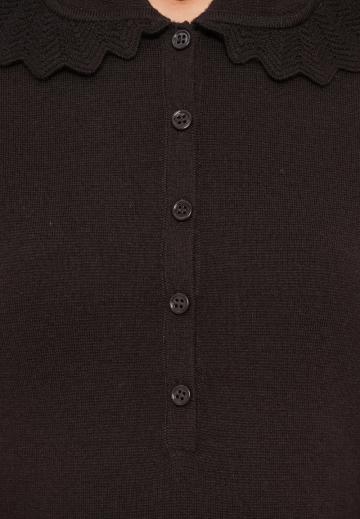 Вязаное платье