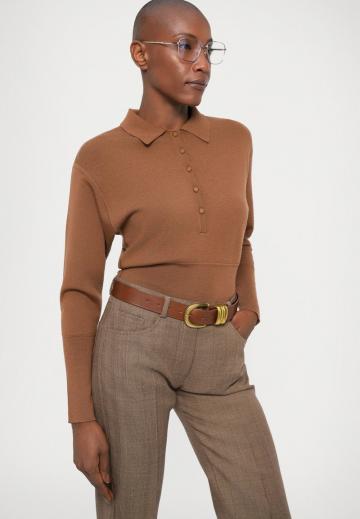 Пуловер с воротником поло