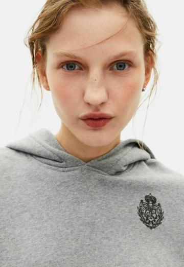 Пуловер с капюшоном