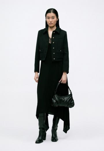 Короткая куртка