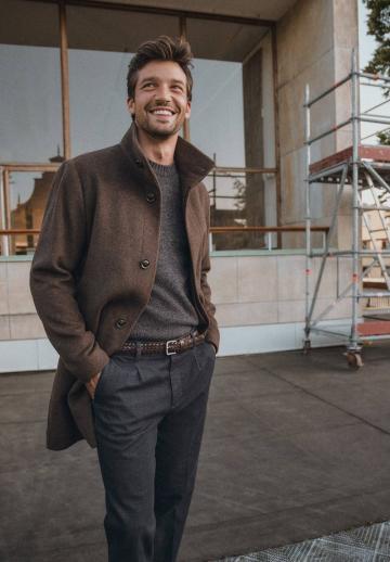 Короткое пальто