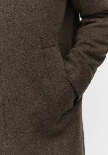 Короткое пальто