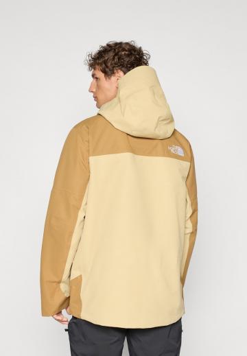 Сноубордическая куртка