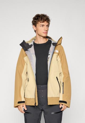 Сноубордическая куртка