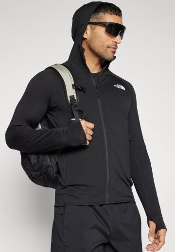 Спортивная кофта