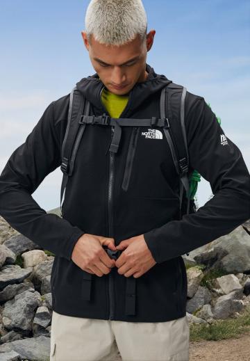 Спортивная куртка