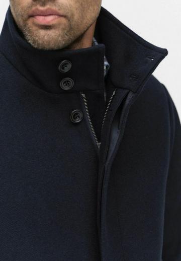 Короткое пальто