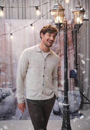 Вязаная кофта