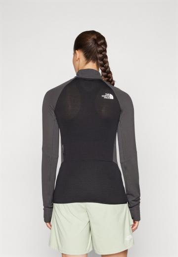 Спортивная толстовка