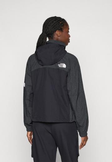 Спортивная куртка