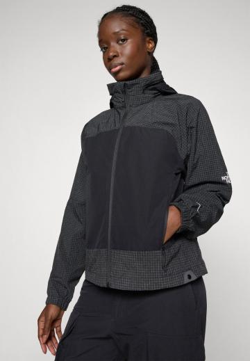 Спортивная куртка