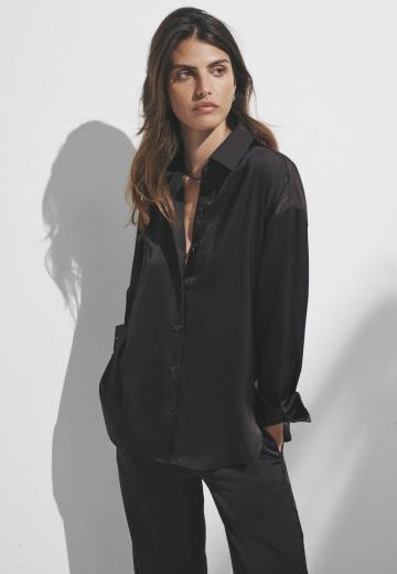 Атласная блузка