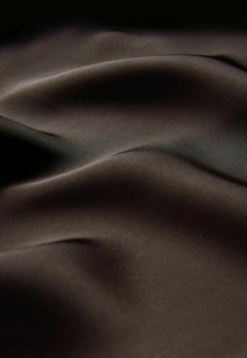 Атласная блузка