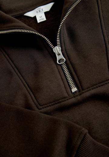 Спортивная куртка