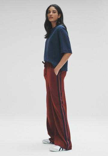 Спортивные штаны