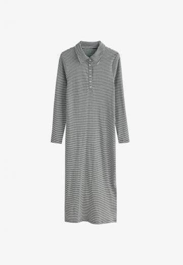 Вязаное платье