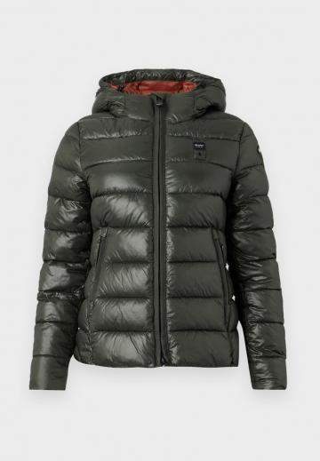 Зимняя куртка