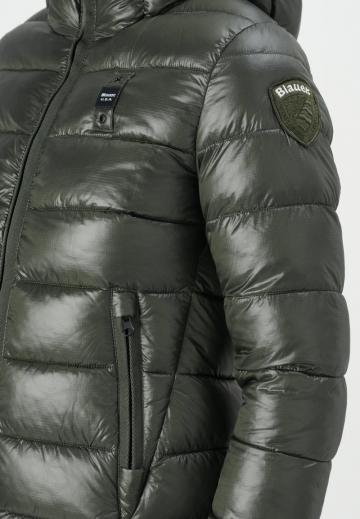 Зимняя куртка