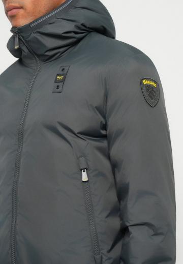 Зимняя куртка