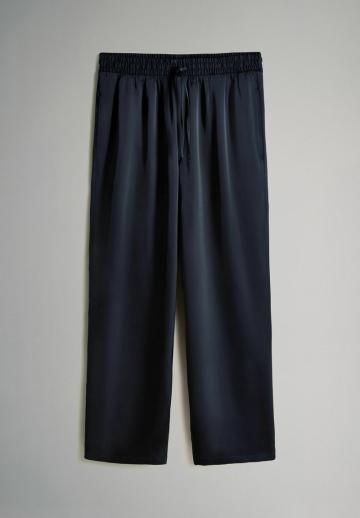 Атласная блузка