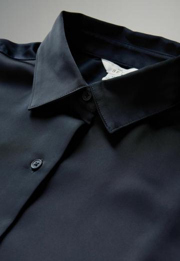 Атласная блузка