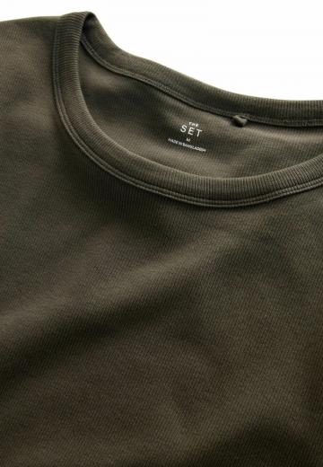 Вязаное платье