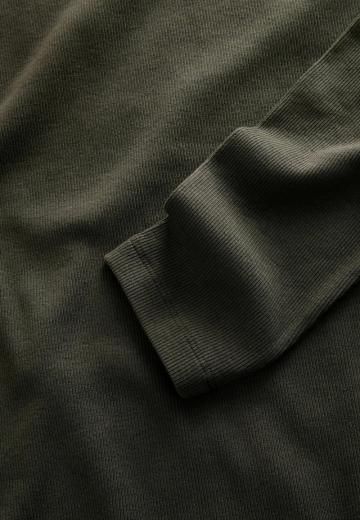 Вязаное платье