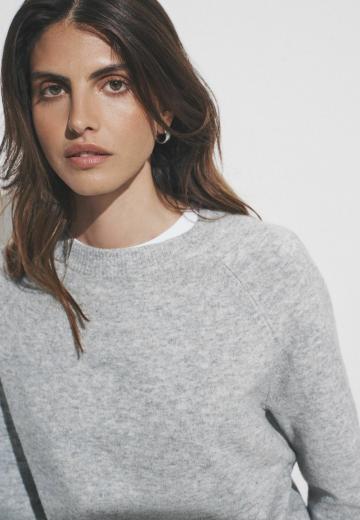 Пуловер с рукавом три четверти