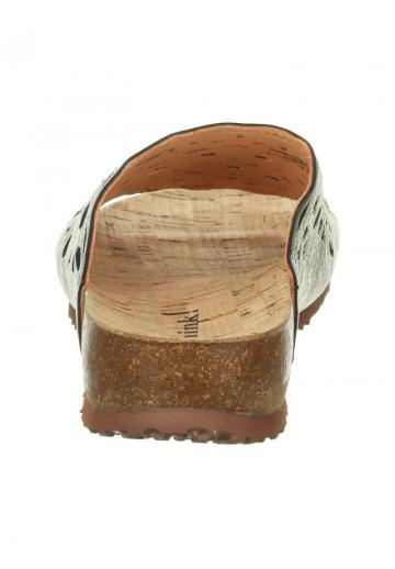 Гандбольные кроссовки