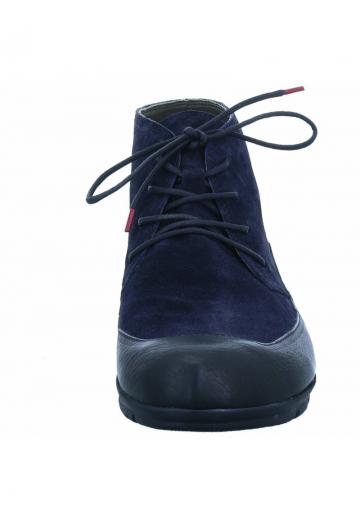Ботинки на шнуровке