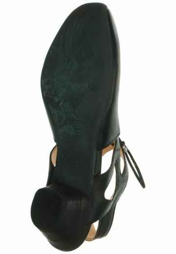 Гандбольные кроссовки