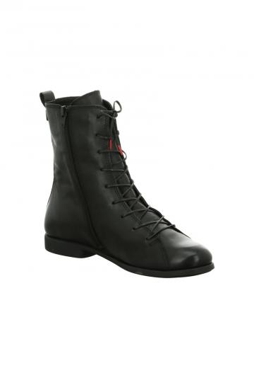 Ботинки на шнуровке