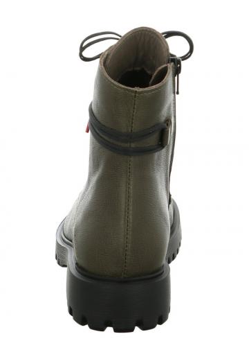 Ботинки на шнуровке