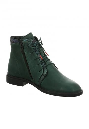 Ботинки на шнуровке