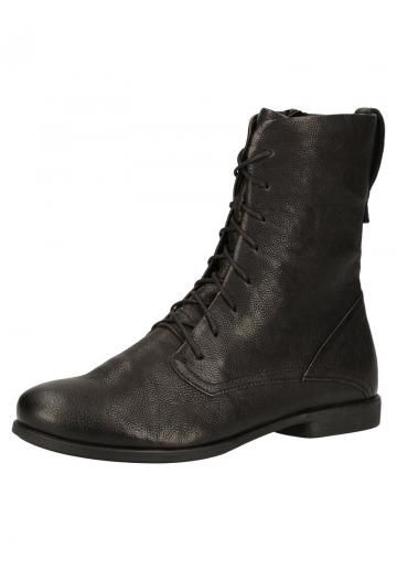 Ботинки на шнуровке