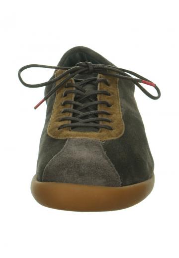 Ботинки на шнуровке