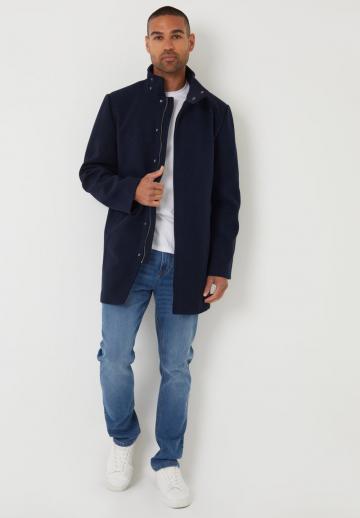 Короткое пальто