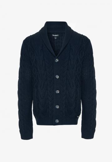 Вязаная кофта