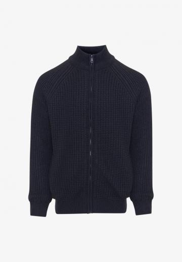 Вязаная кофта