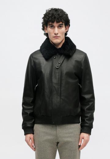 Кожаная куртка