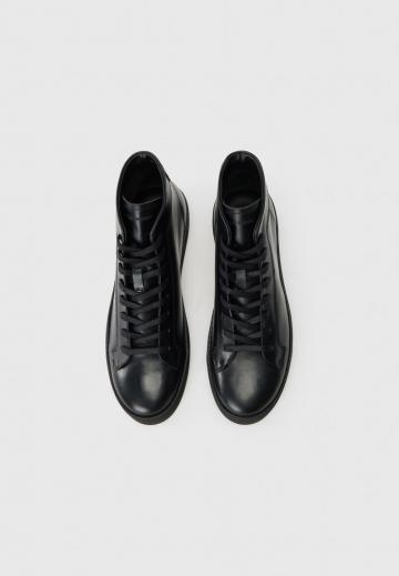 Высокие кеды