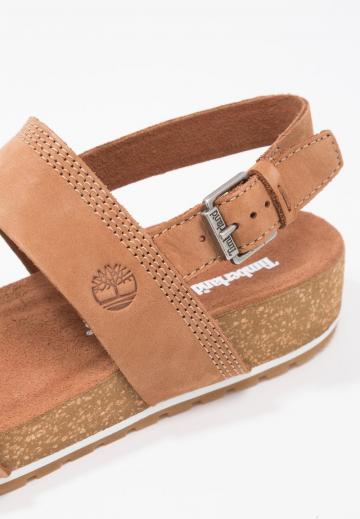 Босоножки на платформе