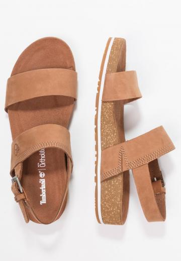 Босоножки на платформе