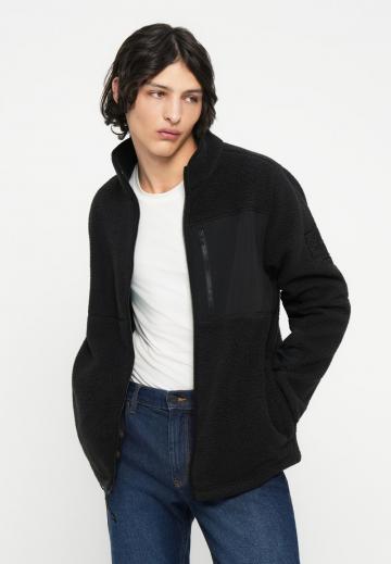 Флисовая куртка