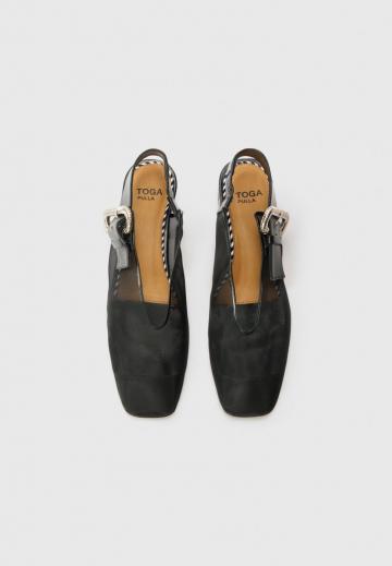 Гандбольные кроссовки