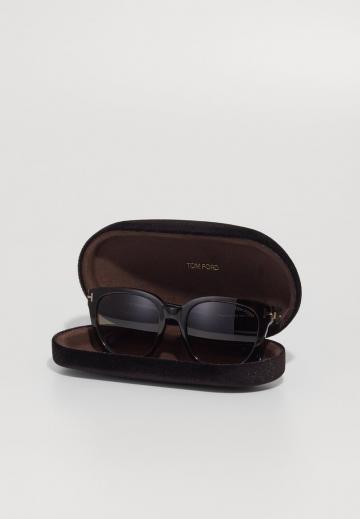 Солнечные очки