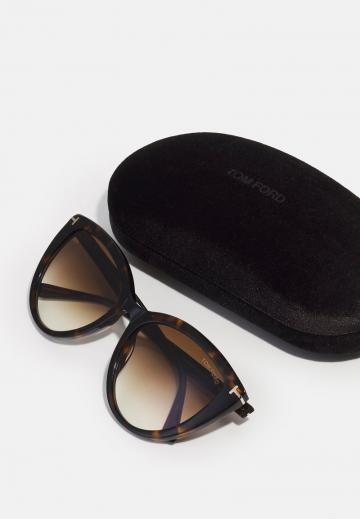 Солнечные очки