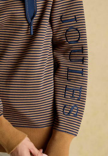 Пуловер с капюшоном