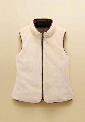 Пуховой жилет