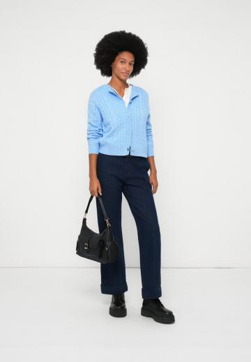 Вязаная кофта